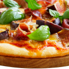 Pizza with figs